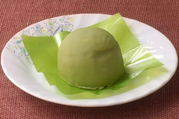 「ローソンに新茶シーズン到来しました！　老舗コラボが香り立つ！：今週のコンビニスイーツランキング」の画像
