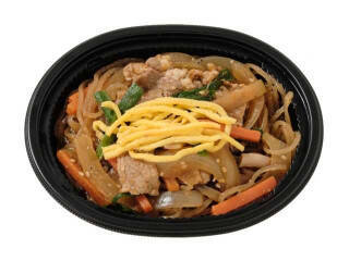 今週新発売の甘辛まとめ！『香りを楽しむふりかけ　牛トリュフ甘辛醤油味』、『しろねぎと鶏肉の甘辛あえおむすび』など♪