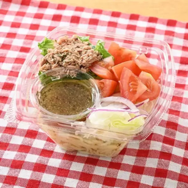 「今週新発売のコンビニパスタまとめ！『特製ドレッシングのトマトとツナのパスタサラダ』、『３種きのこのバター醤油パスタ　三重県産舞茸使用』など♪」の画像
