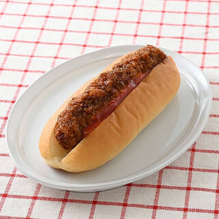 今週新発売のファミマパンまとめ！『東京ばな奈　バナナかすたあどパンケーキ』、『チーズ塩パン　淡路島の藻塩使用』など♪