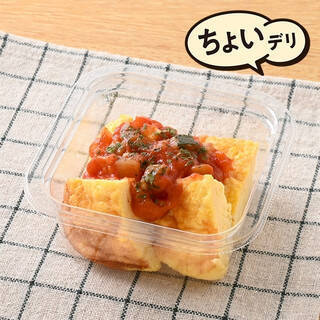 今週新発売のファミマお惣菜まとめ！『ふんわりオムレツ野菜とトマトのソース』、『たんぱく質８．１ｇ揚げかまぼこスティック　いか＆しょうが入り』など♪