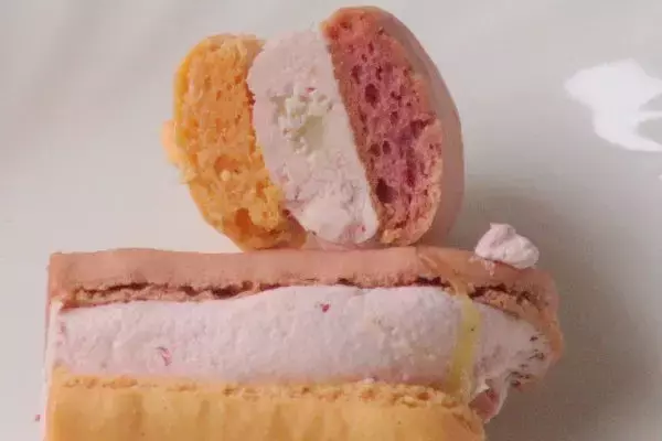 「セブンのいちごにさくらが香る！　春風そよぐスイーツ各種今登場！：今週のコンビニスイーツランキング」の画像