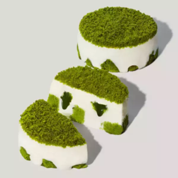 「今週新発売の濃厚な食べものまとめ！『ブルガリア　フローズンヨーグルトデザート　濃い苺』、『濃厚チョコプチサンド』など♪」の画像