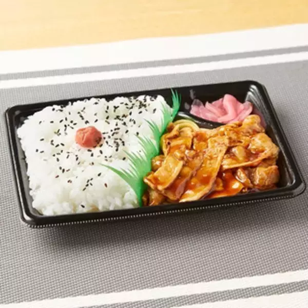 「今週新発売の醤油味まとめ！『ホタテと海老のバター醤油パスタ』、『濃厚豚骨醤油仕立ての半熟煮玉子おむすび』など♪」の画像