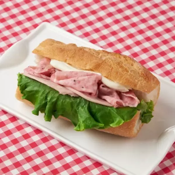 「今週新発売のファミマパンまとめ！『ミックスピザスティック』、『石窯パリジャンサンドボロニア＆ソフトサラミ』など♪」の画像