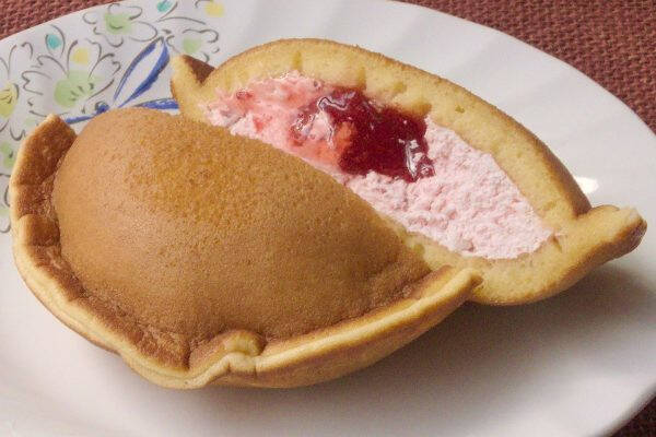 セブンの春には紅茶が香る！　アッサム仕立てのおてがるスイーツ！