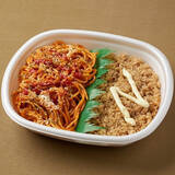 「今週新発売のファミマお弁当まとめ！『ＢＥ：ＦＩＲＳＴ　ねぎ塩豚カルビ重　麦飯』、『てんこ盛！炒飯＆ソース焼きそば』など♪」の画像6