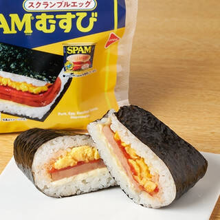 今週新発売の卵料理まとめ！『ふんわり玉子のデミオムライスおむすび』、『ビッグマン監修　ベーコンエッグサンド』など♪