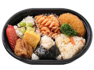 今週新発売の昆布まとめ！『銀しゃりむすび　北海道産昆布』、『北海道産じゃがいもの豚肉じゃが』など♪