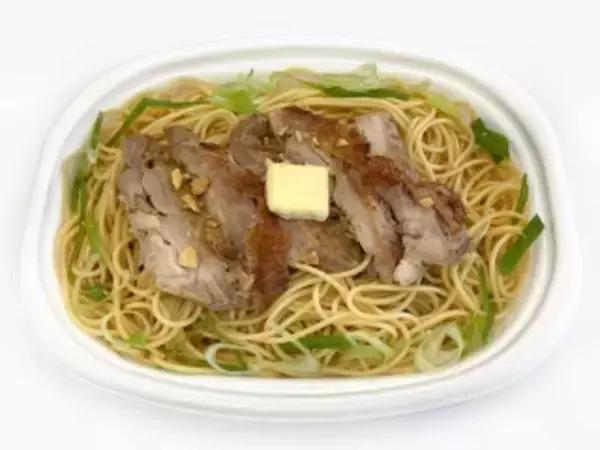 「今週新発売のコンビニパスタまとめ！『きのこの和風パスタ　大盛』、『ヤミ闇やみつき　イカ墨パスタ』など♪」の画像