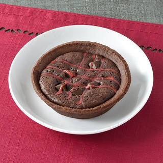 今週新発売のファミマスイーツまとめ！『お芋はちみつバターのパフェ』、『もっちりクリームロール　カスタードホイップ』など♪