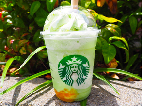 【スタバ新作】完熟メロンの美味しいところだけの、圧倒的メロン感！新作『The メロン of メロン フラペチーノ®』をレポート♪