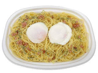 今週新発売のコンビニパスタまとめ！『広島県産ほうれん草のトマトソースパスタ』、『バター香る　北海道産たらこ』など♪