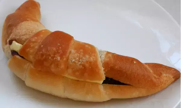 「あんことバターの背徳感がたまらない！『あんバターパン』のトレンド「食べたい」人気ランキングTOP3」の画像