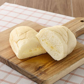 今週新発売の生クリームまとめ！『白生コッペパン　りんご果肉入りカスタード』、『濃厚な魚介の旨み！クラムチャウダー』など♪