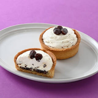 今週新発売のスイーツまとめ！『カラメルプリンワッフルコーン』、『ストロベリー＆チョコレートタルト』など♪