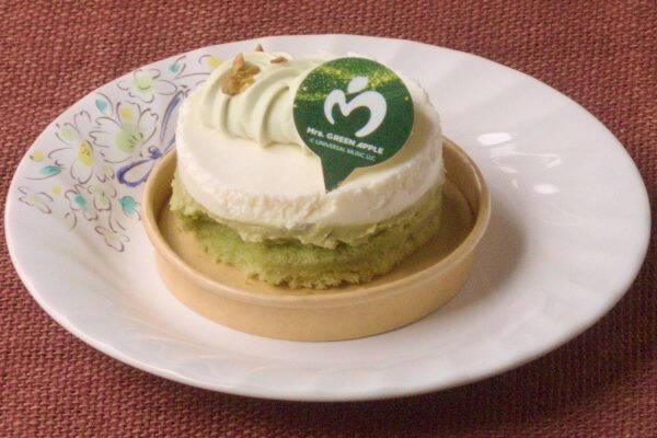 セブンのどらはクリスマス仕様！？　白に緑に赤が映える！：今週のコンビニスイーツランキング