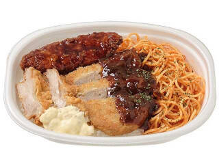 今週新発売のセブンイレブン麺まとめ！『プリプリ海老のパスタサラダ』、『オムそば』など♪