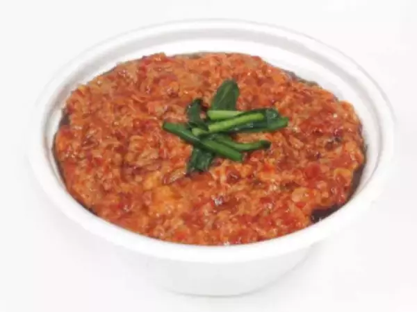 「今週新発売の麺料理まとめ！『博多一風堂監修　とんこつ焼ラーメン』、『もちっと麺と濃厚だれの汁なし担々麺』など♪」の画像