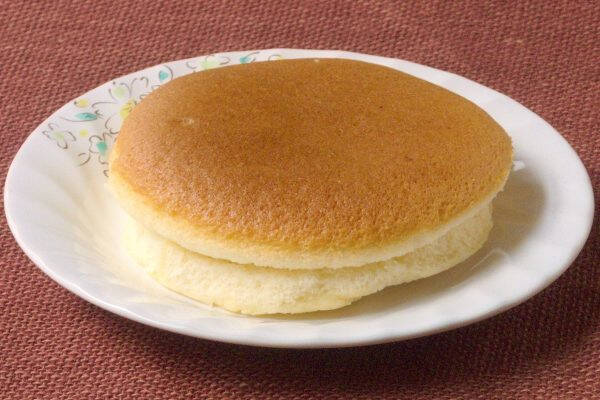 ローソン×GODIVAはやっぱり強い！　ロールケーキを召し上がれ：今週のコンビニスイーツランキング