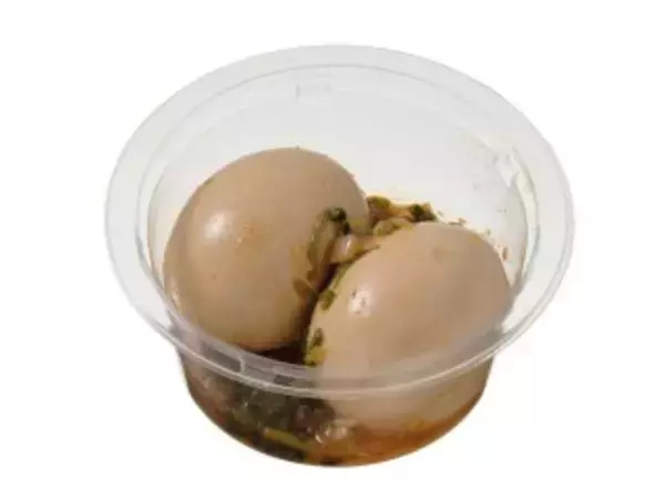 「今週新発売の卵料理まとめ！『玉子かけごはん風おむすび』、『やみつき香味ダレのとろっと韓国風煮たまご』など♪」の画像