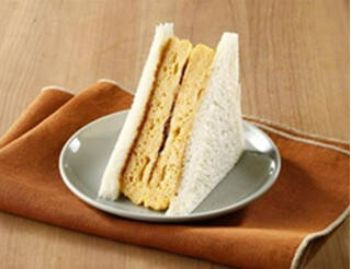 今週新発売の卵料理まとめ！『玉子かけごはん風おむすび』、『やみつき香味ダレのとろっと韓国風煮たまご』など♪