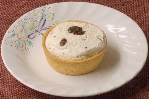 ファミマから冬の足音聞こえてきた！　大人の風味ラムレーズン！：今週のコンビニスイーツランキング