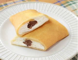 今週新発売のチョコレートスイーツまとめ！『もちとろショコラ　チョコチップ入り』、『もっちりクレープ　生チョコ＆チョコチップ』など♪