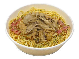 今週新発売のパスタまとめ！『生パスタ　海老とバジルクリーム』、『生パスタ　海老のトマトクリーム』など♪