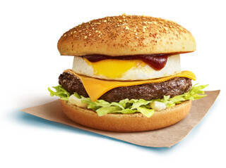 今週新発売のジューシーな食べものまとめ！『サクレ　梨』、『山梨県産白桃のフロマージュタルト』など♪