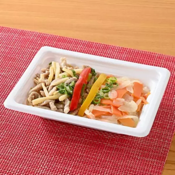 「今週新発売のファミマお惣菜まとめ！『ピリ辛生芋こんにゃく』、『山賊焼』など♪」の画像