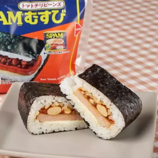 「今週新発売のトマトまとめ！『照焼チキン＆ハムトマトサンド』、『ナスと挽肉のピリ辛トマトソースパスタ』など♪」の画像