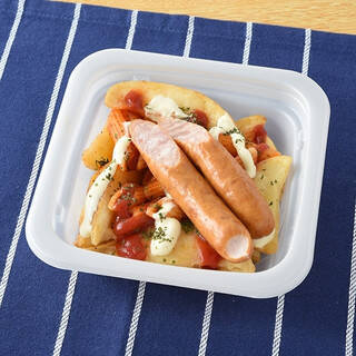 今週新発売のファミマお惣菜まとめ！『一番だしと牛肉の旨味いも煮』、『香ばしく脂がのった銀鮭ハラスの塩焼き』など♪