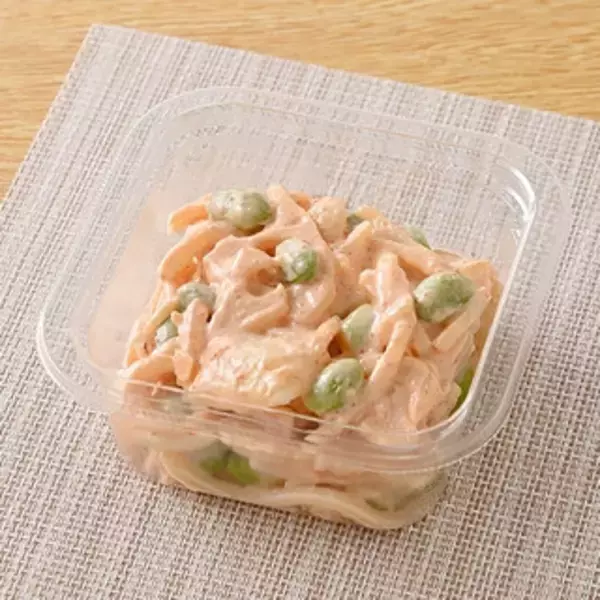 「今週新発売のファミマお惣菜まとめ！『一番だしと牛肉の旨味いも煮』、『香ばしく脂がのった銀鮭ハラスの塩焼き』など♪」の画像