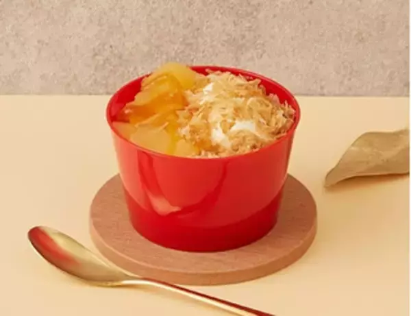 「今週新発売のケーキまとめ！『生チョコを使ったチョコケーキのバウム』、『×ＲＩＮＧＯ　シャキっとリンゴのパイケーキ』など♪」の画像