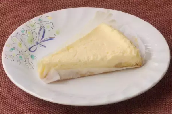 「ローソン盛りすぎ！　人気すぎ！　おいしさ満点大ボリューム！：今週のコンビニスイーツランキング」の画像