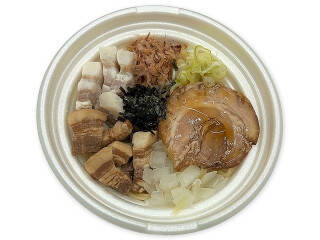 今週新発売のセブンイレブン麺まとめ！『北海道産ほたてのクリームグラタン』、『焼茶そば』など♪