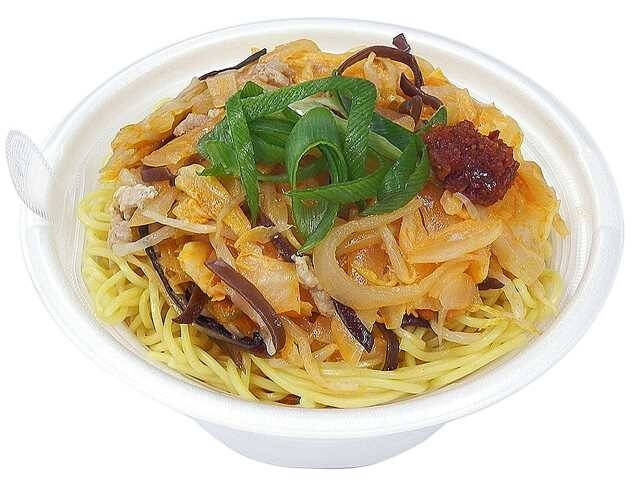 温も冷もある！セブンの麺のトレンド人気ランキング！