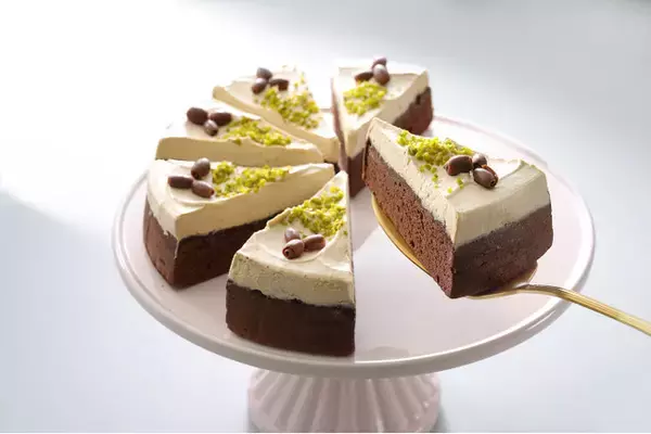 「濃厚チョコレートがぎっしり♪『ガトーショコラ』のトレンド「食べたい」人気ランキング」の画像