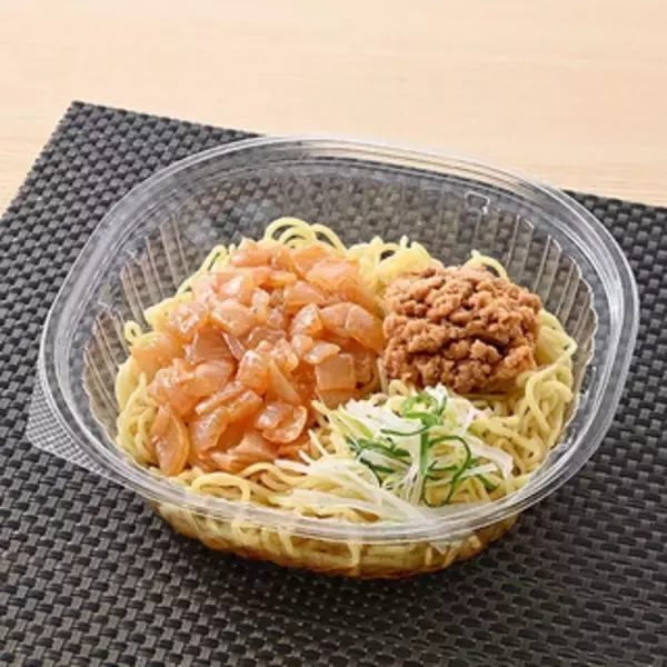 「今週新発売のファミマ麺」の画像