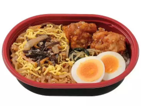 「今週新発売のコンビニ寿司・コンビニ弁当まとめ！『おむすび＆おかずセット　かしわ・しそわかめ』、『たれカツ丼』など♪」の画像