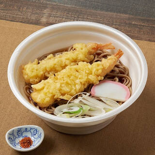 今週新発売の海老まとめ！『かっぱえびせん　海老の天ぷら七味味』、『天かす小海老おにぎり　国産もち麦入り』など♪