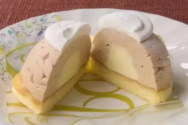 「ローソンまろやかカスタード！　3つのおいしさで上位席巻！：今週のコンビニスイーツランキング」の画像