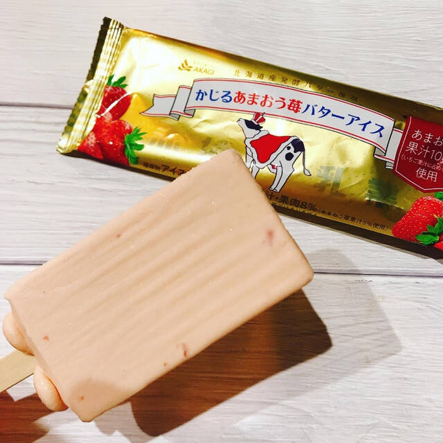 まろやかな苺の甘酸っぱさがクセになる♡『いちご系コンビニアイス』のトレンド「食べたい」人気ランキングTOP3