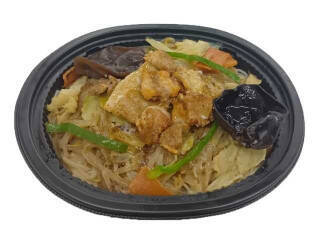 今週新発売のシャキシャキ食感の食べものまとめ！『香ばし肉野菜＆ビーフン炒め』、『シャキシャキきゃべつの浅漬け』など♪