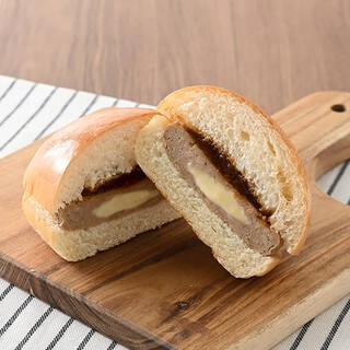 今週新発売のファミマパンまとめ！『白生ドーナツ　ダブルカフェラテ』、『ダブルチョコオムレット』など♪