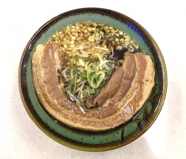 東京で1番デカい肉の立ち食いそばがマジ美味 ほとんどステーキなみのトロ肉が そばの上にデーン 2015年4月10日 エキサイトニュース
