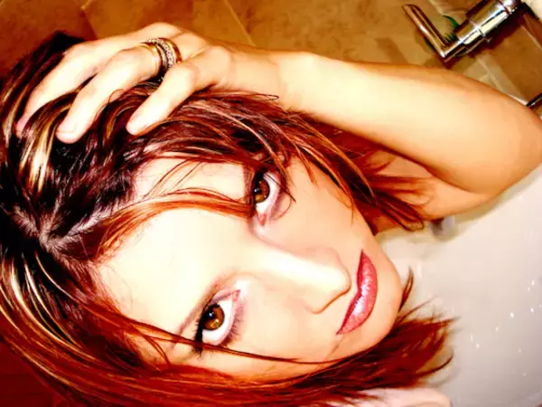 「男性の脳は老いやすく女性より老害化しやすい、大学研究で判明 感情コントロール能力が低下」の画像