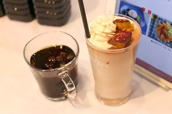 「こたつカフェが今ホットな理由とは？ ネスカフェ限定イベントはひんやりスイーツとこたつの天国だった」の画像