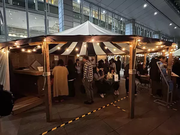 「品川駅前が幻想的な野外映画館に！「品川国際映画祭」11月10日より開催。オープニングには本郷奏多さん、井桁弘恵さんが登壇」の画像